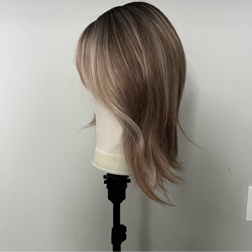DWY 16-Inch Short Wave Glueless Synthetic Wig - Picture 2 of 16